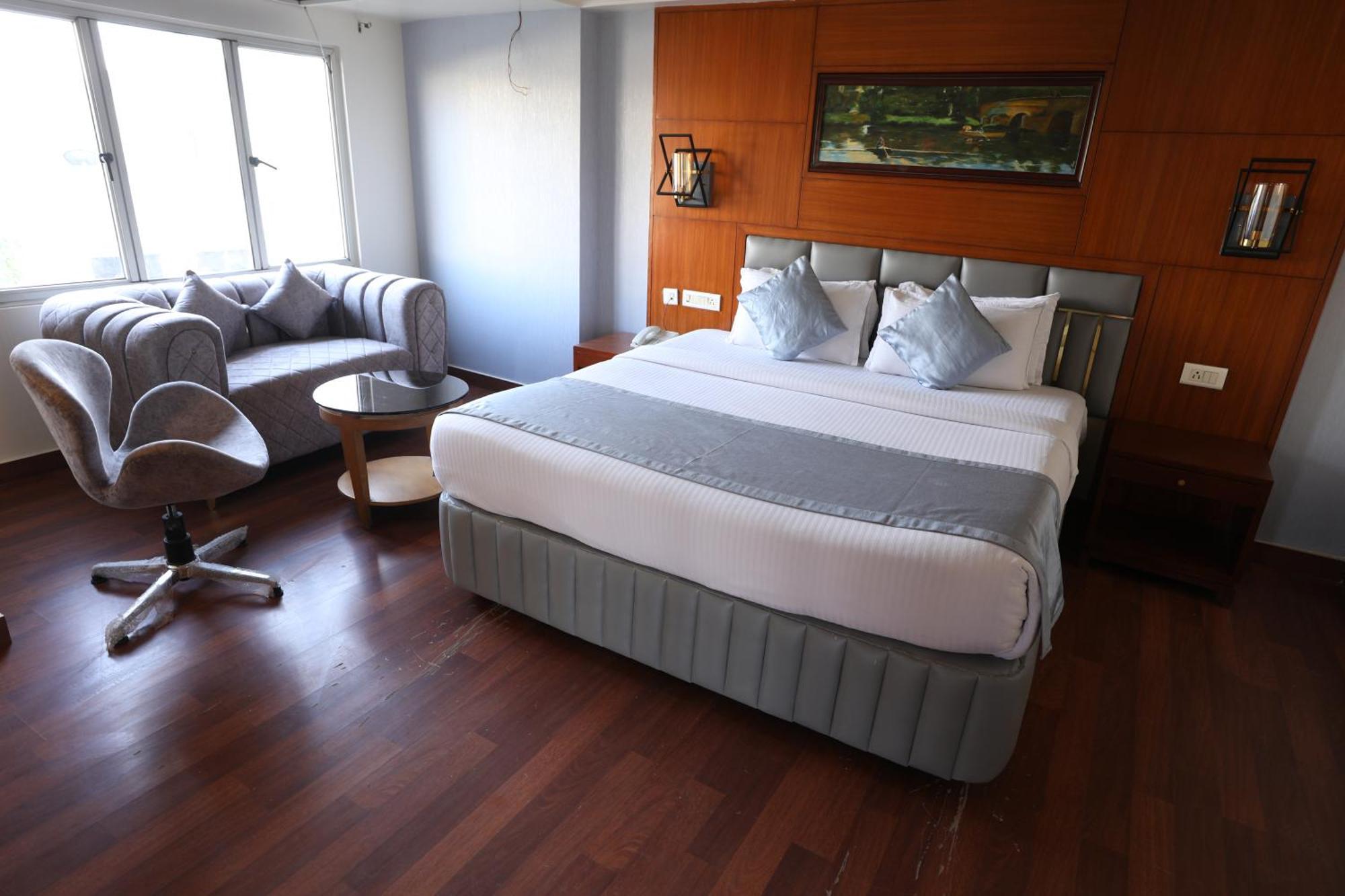 Eastin Hotels Haiderabad Buitenkant foto